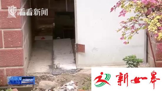 上海一小区自行车库被出租住人 居民称维权被威吓