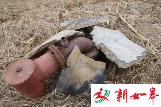 现场挖掘机司机解密:为何最后一刻才发现孩子?