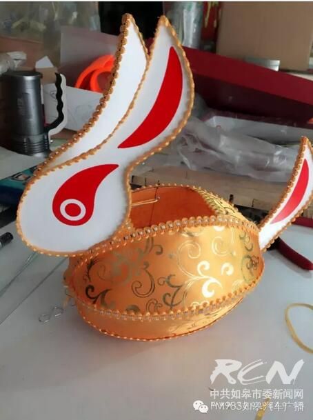 “身边的工匠精神”之灯彩艺人王小波-雉水网