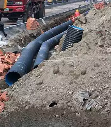 如皋万都广场工地疑似违规使用起吊 操作不当致1死1伤-雉水网