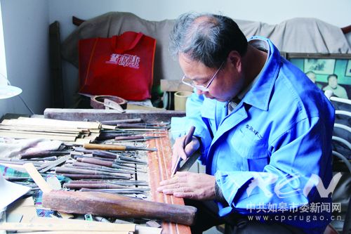 杨林才：行云流水间探秘竹刻-雉水网