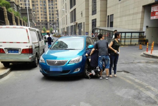 常州交警支招：地下车库发生车祸应如何处理-雉水网