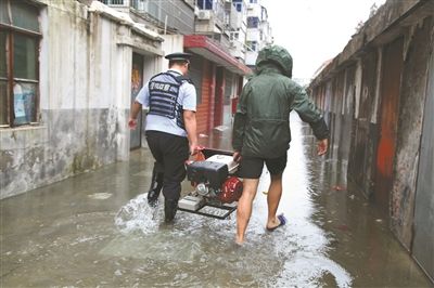 沿江苏南多地迎战最强降雨苏北苏中严阵以待-雉水网