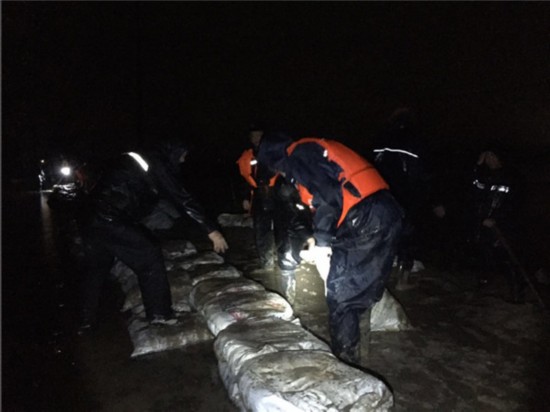 奋战3天3夜常州溧阳民警成功守住万亩灌溉田-雉水网