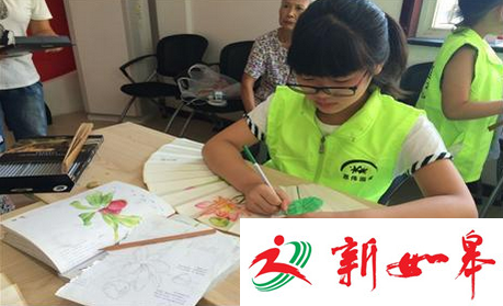 苏州姑苏:彩绘折扇传承廉洁家风-雉水网