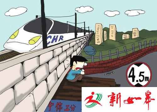 如皋白下路凌晨突发车祸 司机驾驶货车撞上限高杆身亡-雉水网