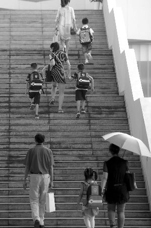南京双胞胎数量激增，多是人为干预-雉水网