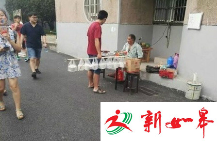 安徽医科大学惊现好室友:带饭哥手挑8份外卖-雉水网