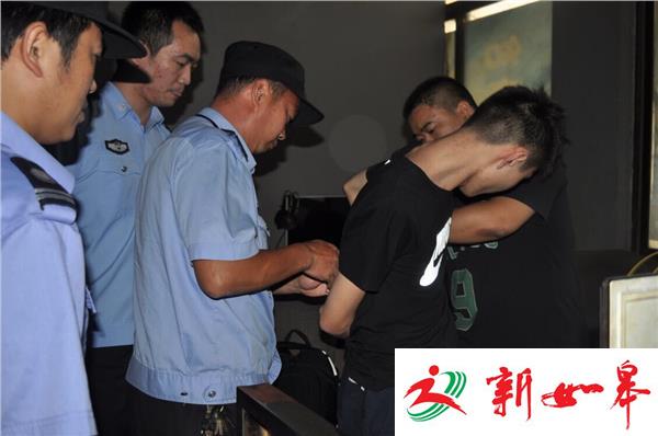 警网吧抓获盗窃嫌疑人-雉水网