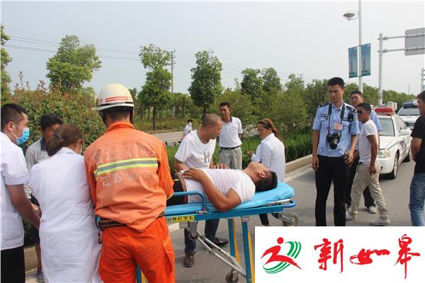 疲劳驾驶 车毁人受伤-雉水网