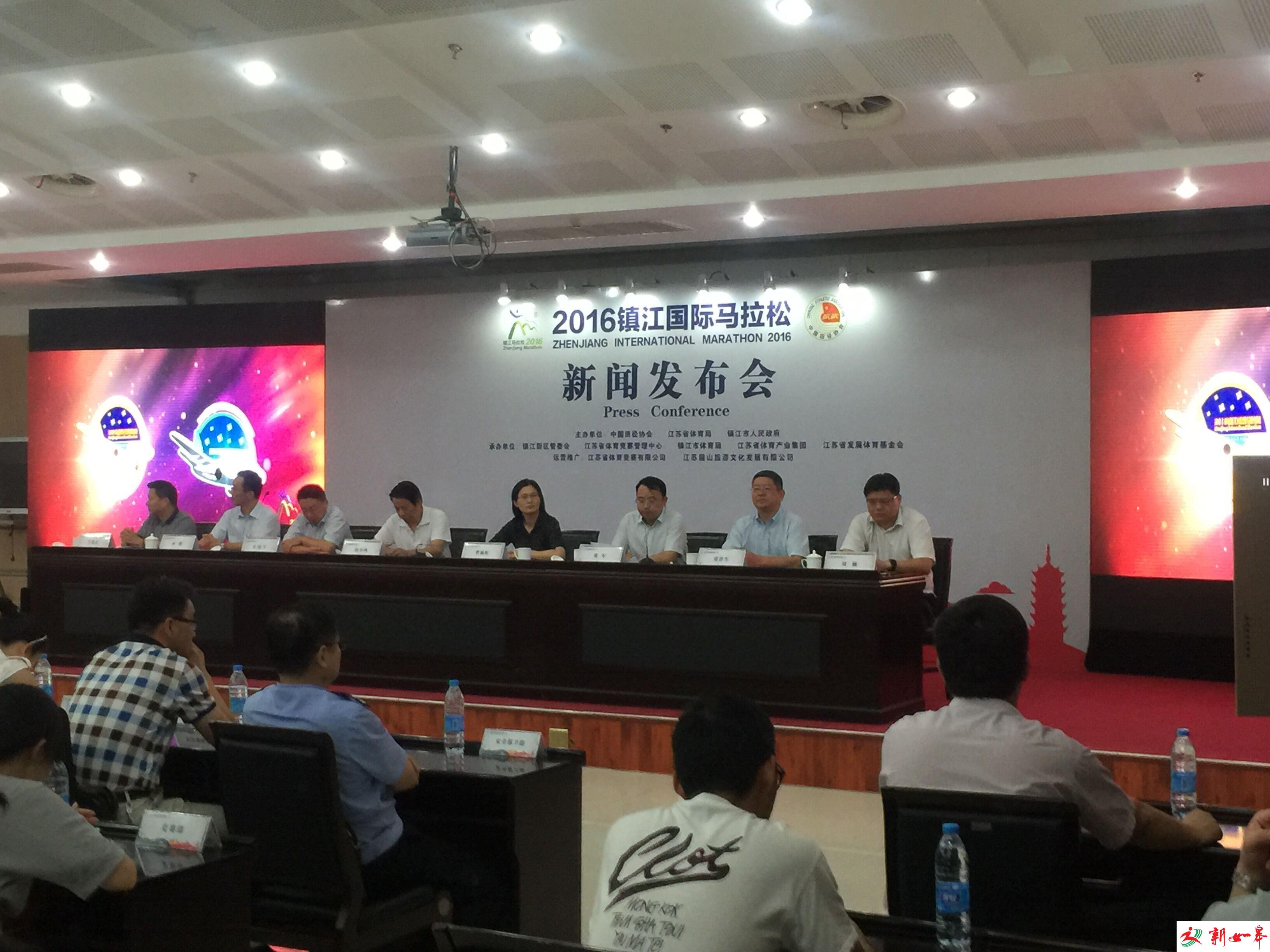 全国首个航空主题马拉松——2016镇江国际马拉松10月16日开跑-雉水网