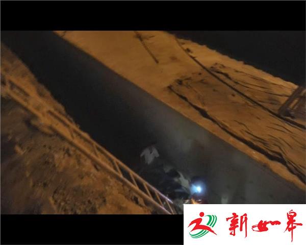 徐州少年醉驾驶摩托车 跌入7米深沟-雉水网