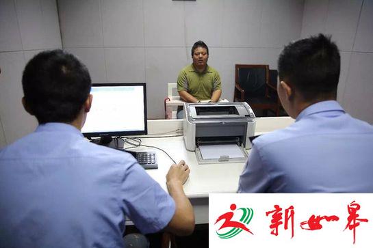 扇嘴乞讨一天能挣好几百 盐城“掌嘴哥”成网红-雉水网