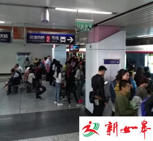 南京地铁二号线突发故障 目前运营秩序正在恢复中-雉水网