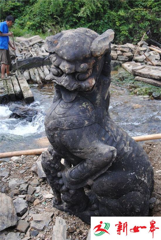 明代石狮被指脸上带迷之微笑 能当表情包-雉水网