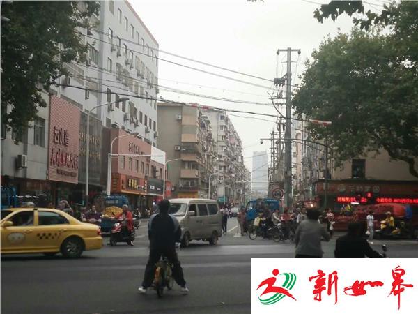 南京和会街：京占道经营“言”禁而“行”未止-雉水网
