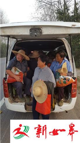 车上三条木板凳 竟然能多装26人-雉水网