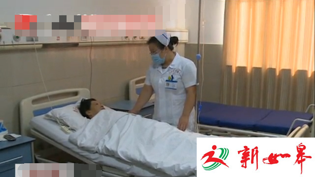 如皋磨头老人身患重病　医院悉心照料家属感恩送锦旗-雉水网