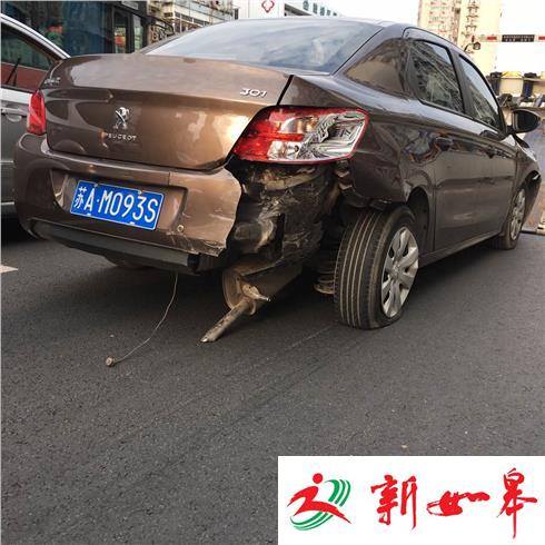 “老”驾驶员是新手 误踩油门酿大祸-雉水网