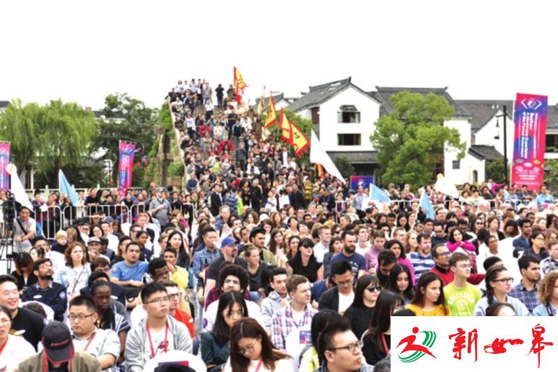 千名美国游客畅游苏州古城-雉水网