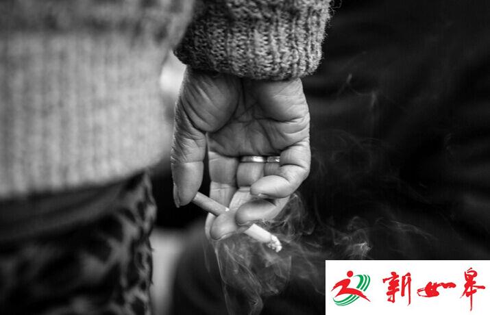 男子因常抽烟被父母唠叨 怒用剪刀减掉隐私部位-雉水网