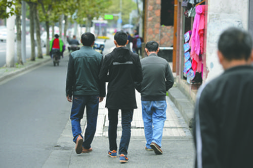 男子与父亲赌气流浪5年 称混得不好不好意思回去-雉水网