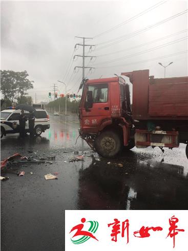 渣土车撞上公交车：乘客伤势稳定 公交公司发事故通报-雉水网