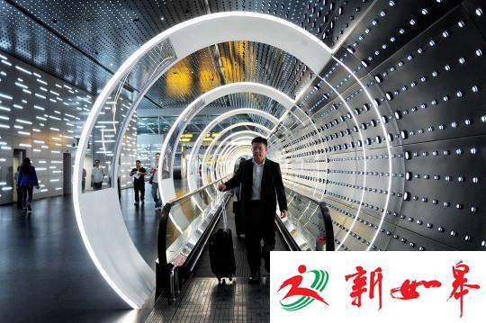 广州白云机场打造全国机场首条“时空隧道”-雉水网