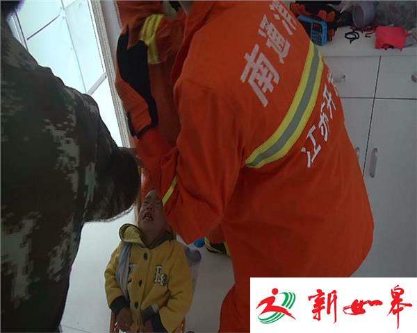南通小孩头卡推车  消防出手救援-雉水网