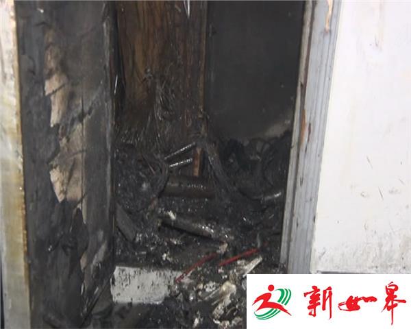 南京江宁一高层楼房失火-雉水网