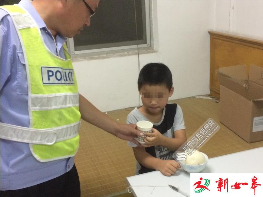 如皋桃园交巡警帮迷路小孩找到家人 家长万分感谢-雉水网