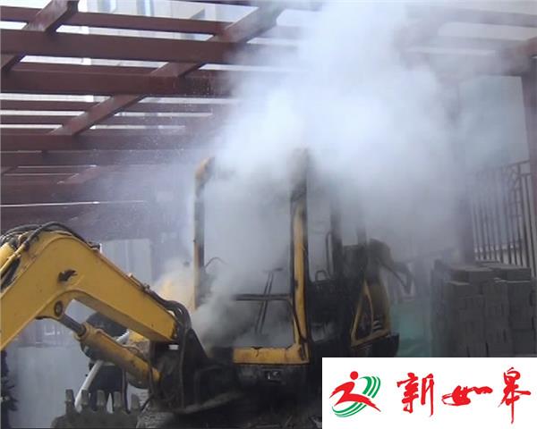 油路故障 挖掘机自燃-雉水网