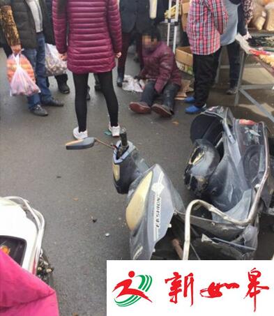突发！扬州一公交司机油门当刹车，连撞15人-雉水网
