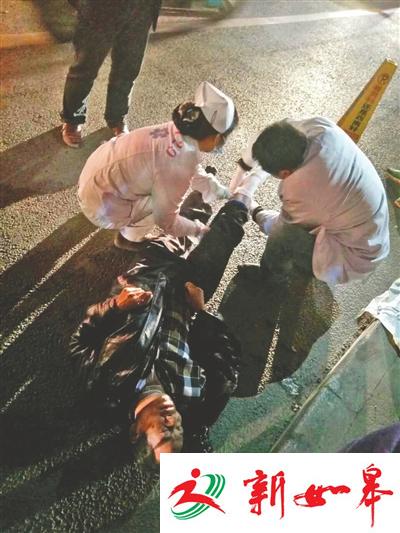 四川一男子醉卧街头10分钟无人扶 被货车碾断腿-雉水网
