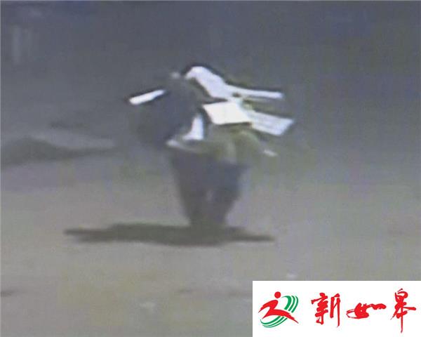 “笨贼”凌晨盗窃70双新鞋 论斤变卖只得赃款30元-雉水网