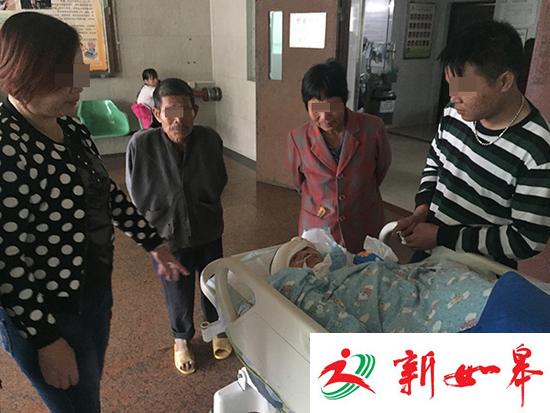 广东村妇刀砍5个女儿：