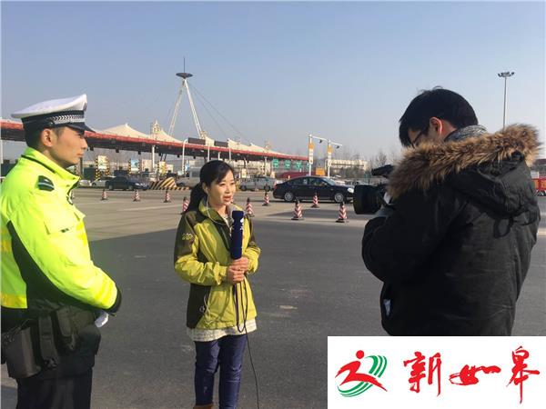 春运首日：公路车流略有增加 警犬出动逢疑必检-雉水网