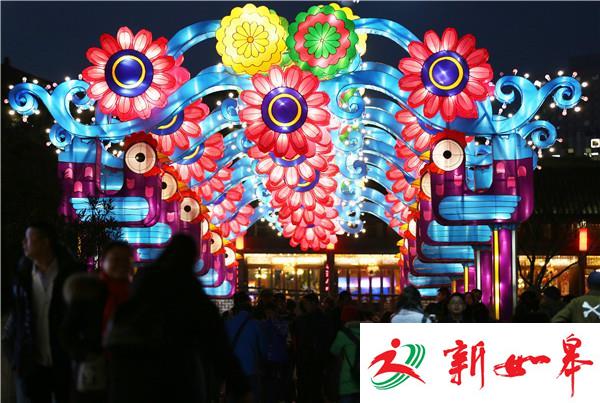 南京第31届秦淮灯会亮灯-雉水网