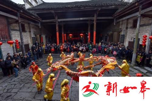 男子过年去泰国旅游：被逼相亲以后年味就没有了-雉水网