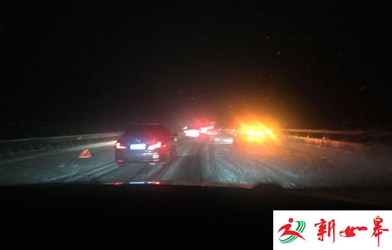 大雪降临！盐徐高速湿滑如溜冰场 发生多起事故-雉水网