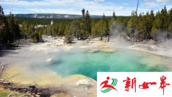 男子不顾警示欲在公园泡温泉跌入强酸温泉丧生