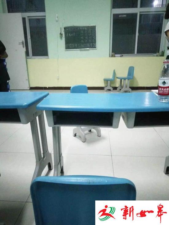 天津被遗忘车内女童系唯一乘客 老师未询问家长