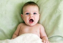 为什么宝宝注意力集中在微小物体上，还喜欢捡地上的小东西？-雉水网