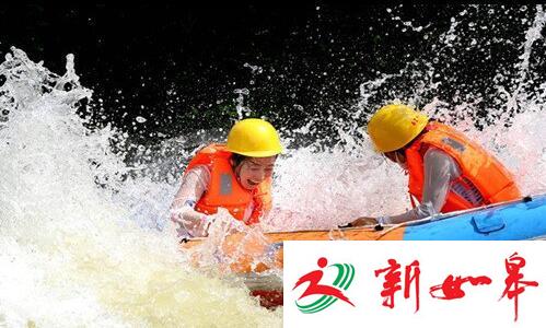 【周末去哪玩】江苏8大漂流 我们为你做了个比较