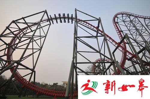 有趣又刺激的翻滚之旅 和过山车来场奇妙约会