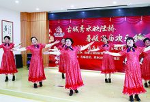 古城陆桥映秀水 春暖孔庙欢乐多-雉水网