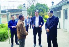 如皋市委领导来十里社区慰问困难群众并指导工作-雉水网