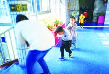 如城街道建设幼儿园开展“消防演练 警钟长鸣”活动-雉水网