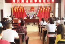 法庭开到家门口 两电动车主握手言和-雉水网