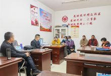 临界搭墙阻通行 法官现场拆“心墙”-雉水网